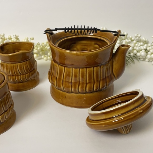 Teapot 1950’s Toby Style Set Japan Ben Franklin Cream Sugar - Picture 16 of 17